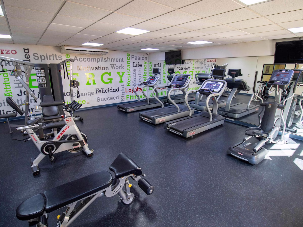 Hotel Araiza fitness center